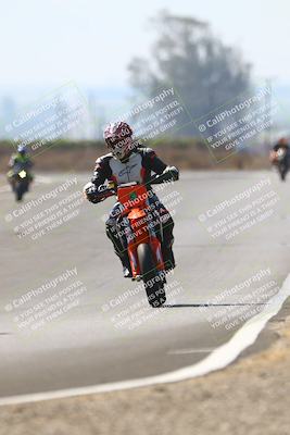 media/Sep-20-2025-TrackDaz (Sat) [[27f0cde673]]/C Group/240pm (Turn 9)/